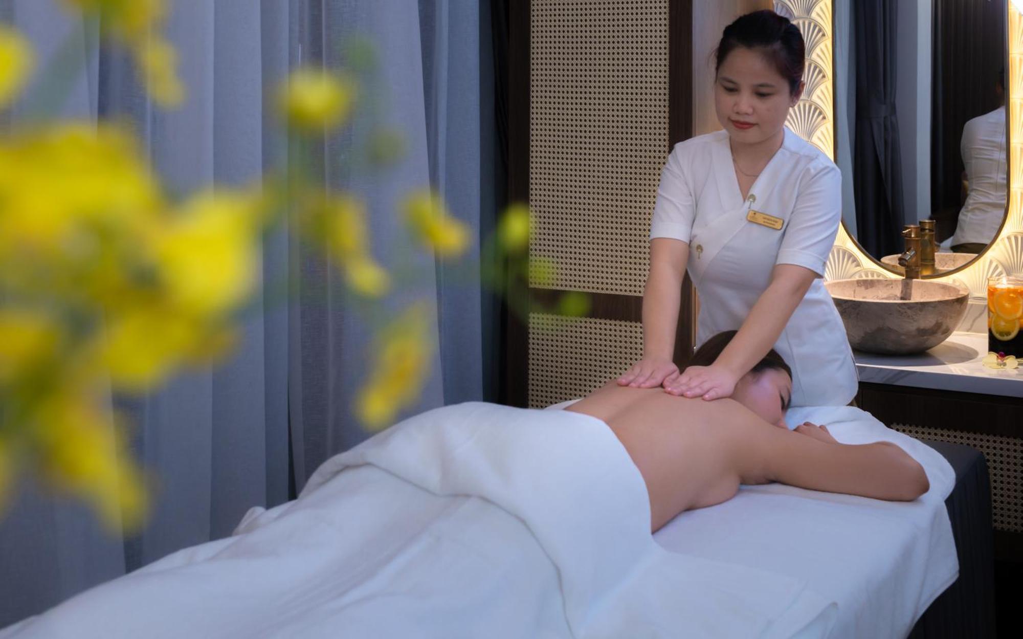 Grand Tourane Nha Trang Hotel ภายนอก รูปภาพ