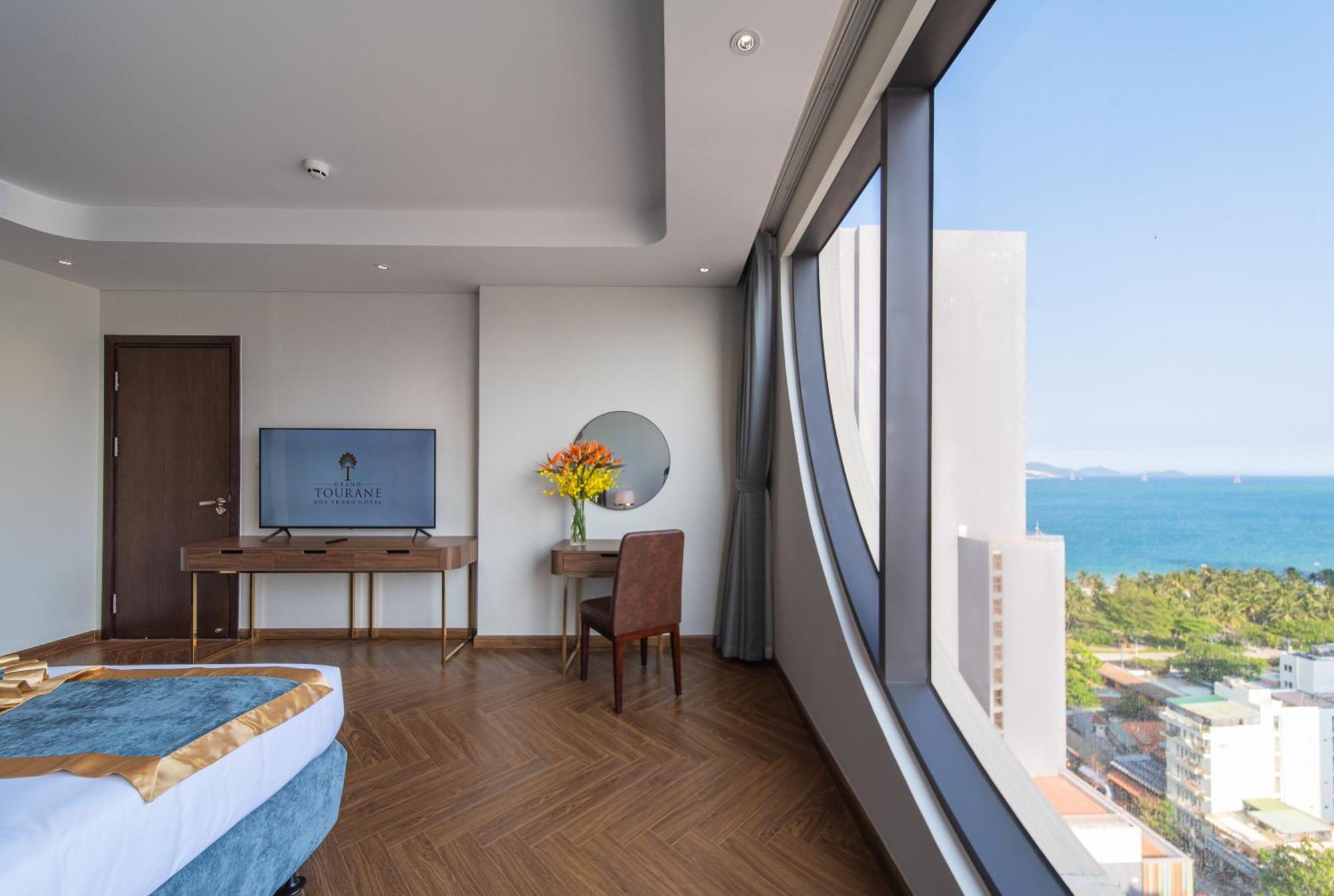 Grand Tourane Nha Trang Hotel ภายนอก รูปภาพ